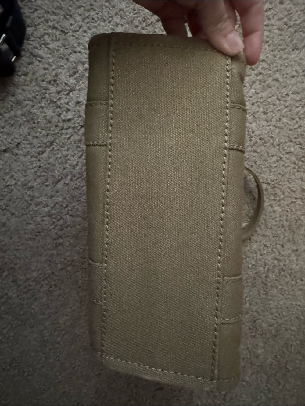 Marc Jacobs The Tote Bag - SMALL - Picture 3 of 6